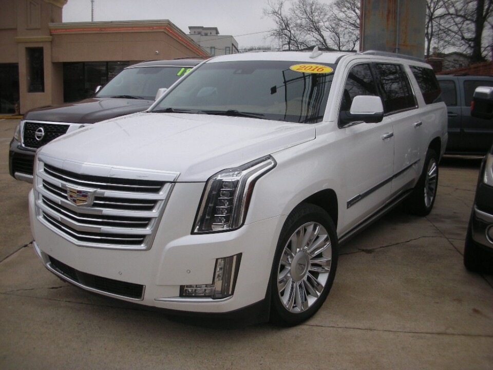 2016 Cadillac Escalade ESV in Nashville, TN 37209 - 18078490 11