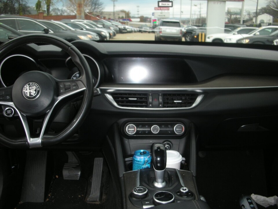 2018 Alfa Romeo Stelvio in Nashville, TN 37209 - 18078491 7