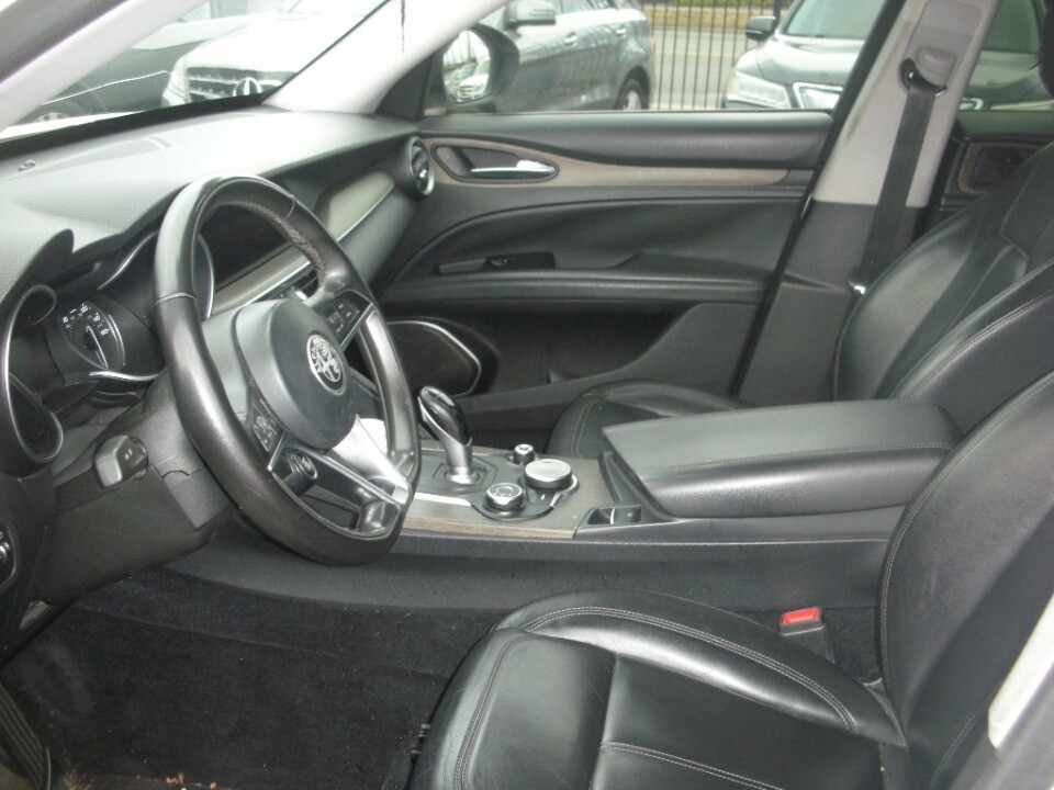 2018 Alfa Romeo Stelvio in Nashville, TN 37209 - 18078491 4