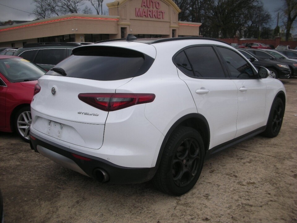 2018 Alfa Romeo Stelvio in Nashville, TN 37209 - 18078491 2