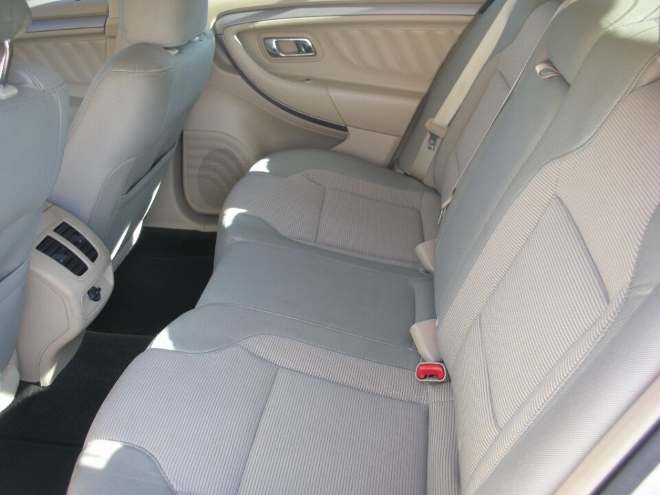 2014 Ford Taurus in Nashville, TN 37209 - 18078509 5