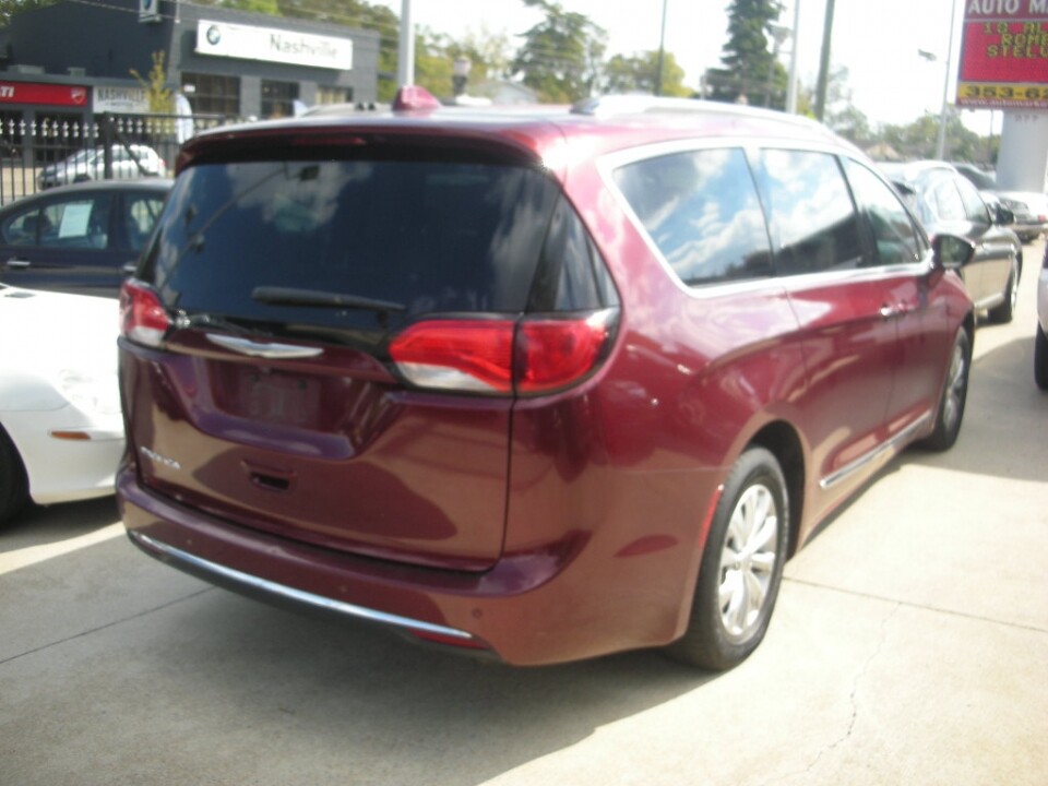 2018 Chrysler Pacifica in Nashville, TN 37209 - 18078516 2