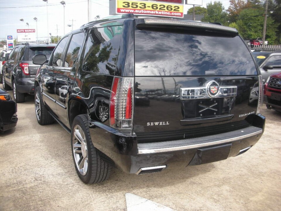2014 Cadillac Escalade in Nashville, TN 37209 - 18078518 3