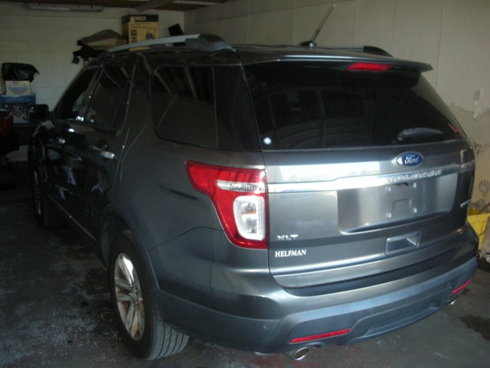 2015 Ford Explorer in Nashville, TN 37209 - 18078526 3