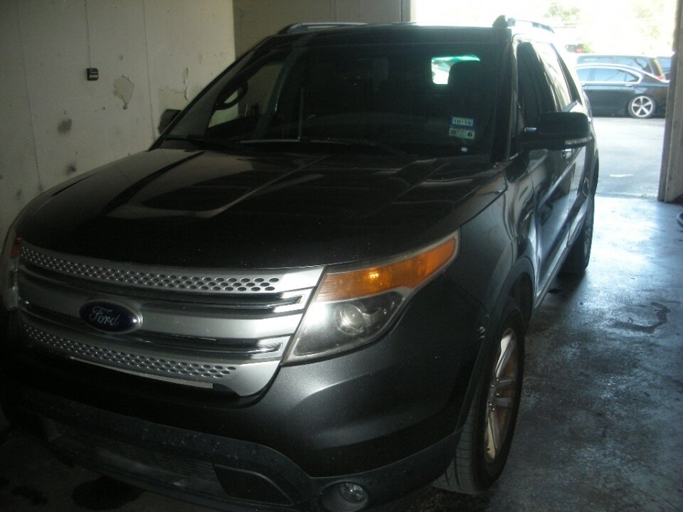 2015 Ford Explorer in Nashville, TN 37209 - 18078526 7