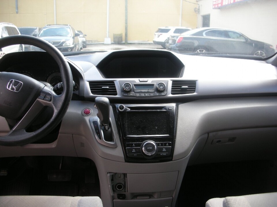 2015 Honda Odyssey in Nashville, TN 37209 - 18078535 8