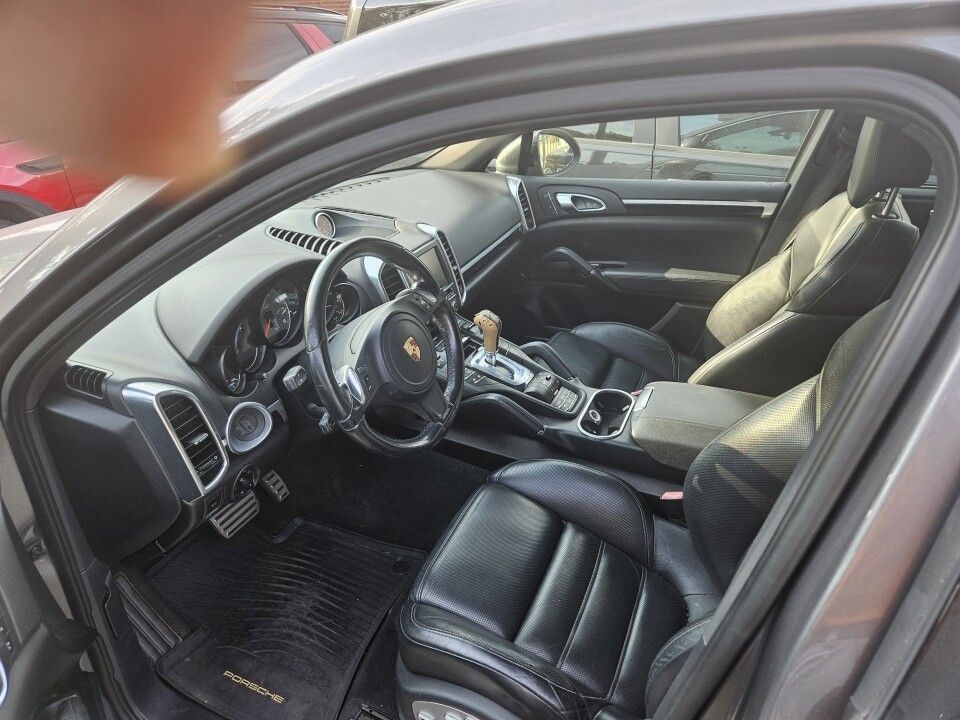 2013 Porsche Cayenne in Nashville, TN 37209 - 18078540 6