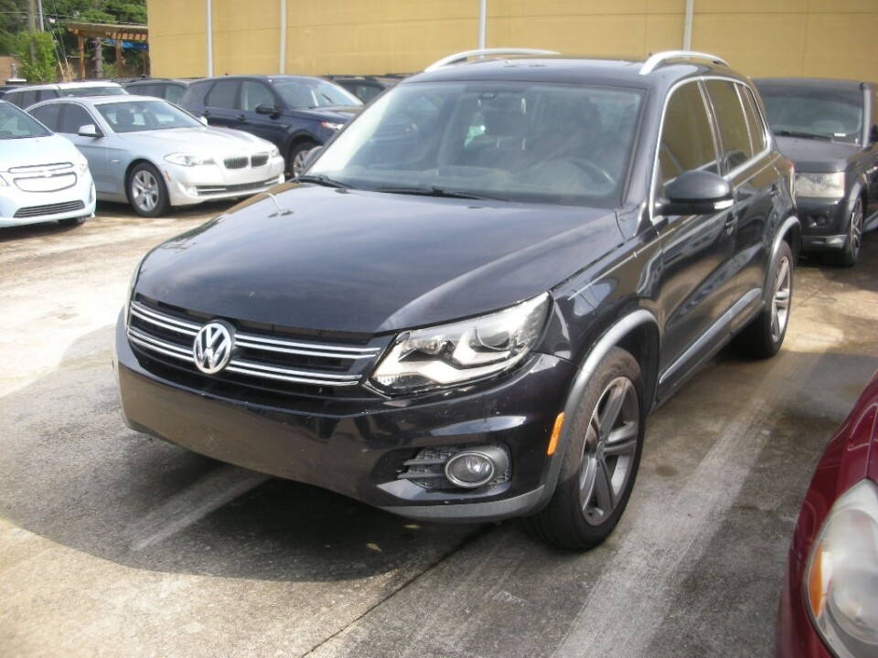 2017 Volkswagen Tiguan in Nashville, TN 37209 - 18078547 6