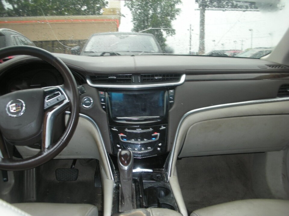 2013 Cadillac XTS in Nashville, TN 37209 - 18078549 7