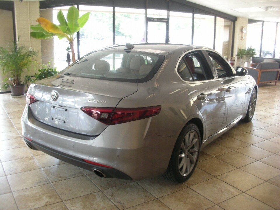 2017 Alfa Romeo Giulia in Nashville, TN 37209 - 18078553 2