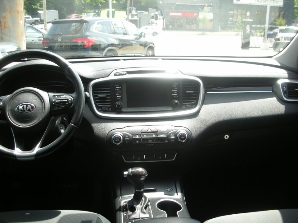 2018 Kia Sorento in Nashville, TN 37209 - 18078557 7