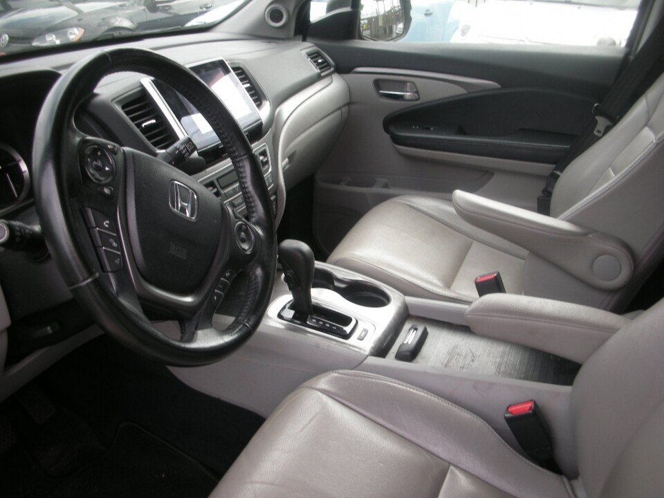 2016 Honda Pilot in Nashville, TN 37209 - 18078561 4