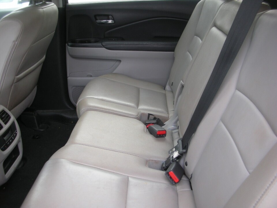 2016 Honda Pilot in Nashville, TN 37209 - 18078561 5