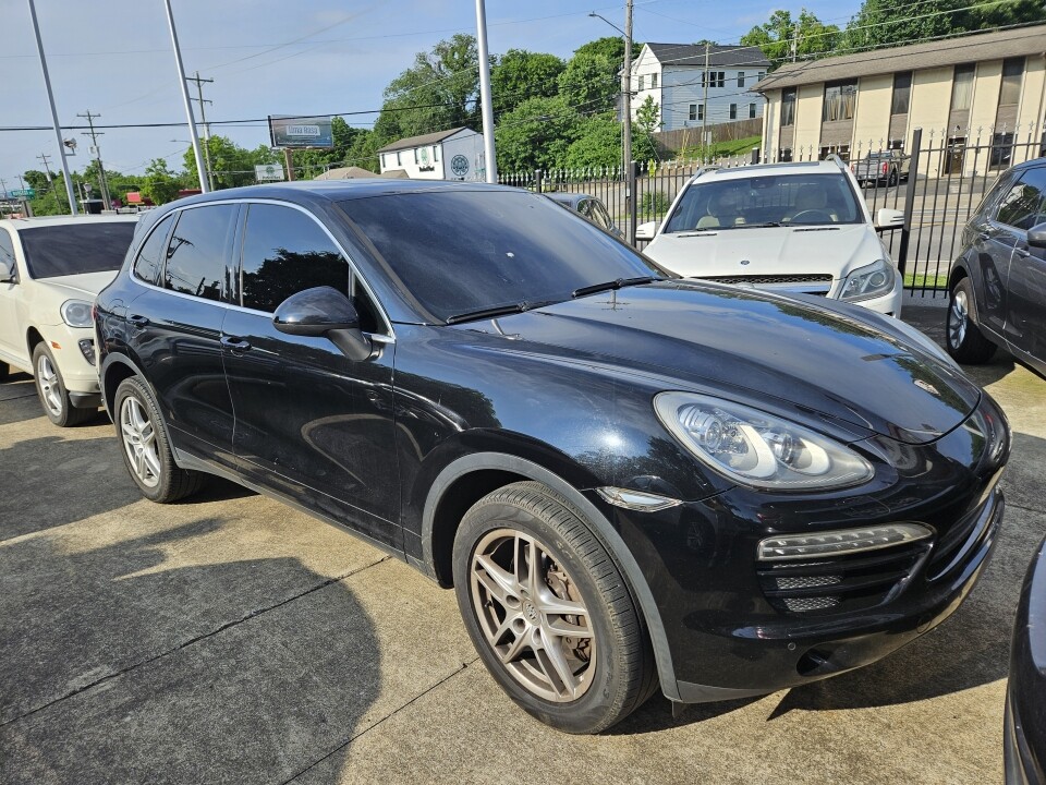 2014 Porsche Cayenne in Nashville, TN 37209 - 18078564