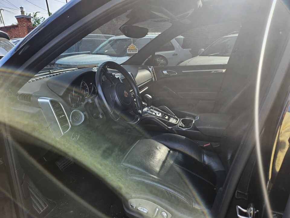 2014 Porsche Cayenne in Nashville, TN 37209 - 18078564 4
