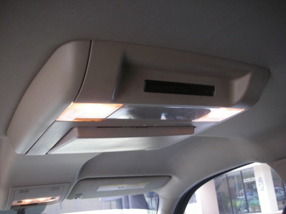 2008 GMC Yukon XL in Nashville, TN 37209 - 18078569 7