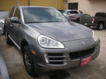 2010 Porsche Cayenne in Nashville, TN 37209