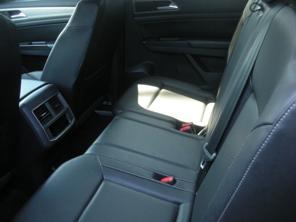 2018 Volkswagen Atlas in Nashville, TN 37209 - 18078574 5