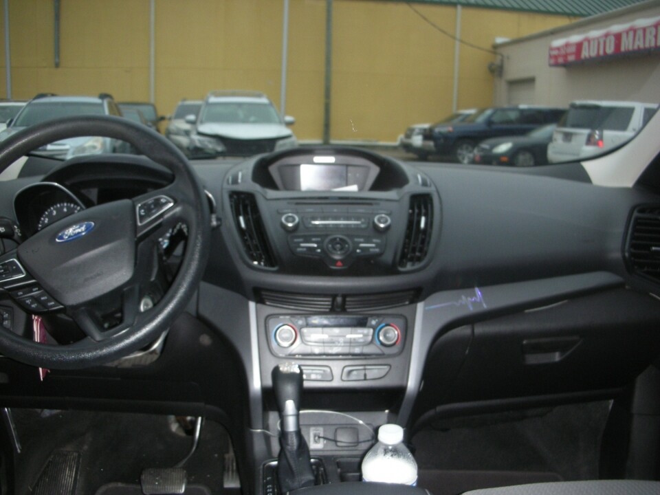 2017 Ford Escape in Nashville, TN 37209 - 18078584 7