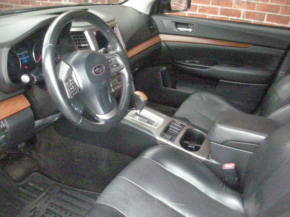 2014 Subaru Outback in Nashville, TN 37209 - 18078607 4