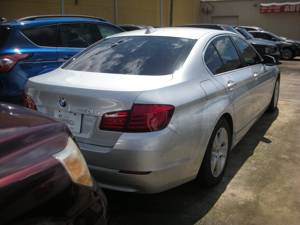 2013 BMW 528i in Nashville, TN 37209 - 18078609 2