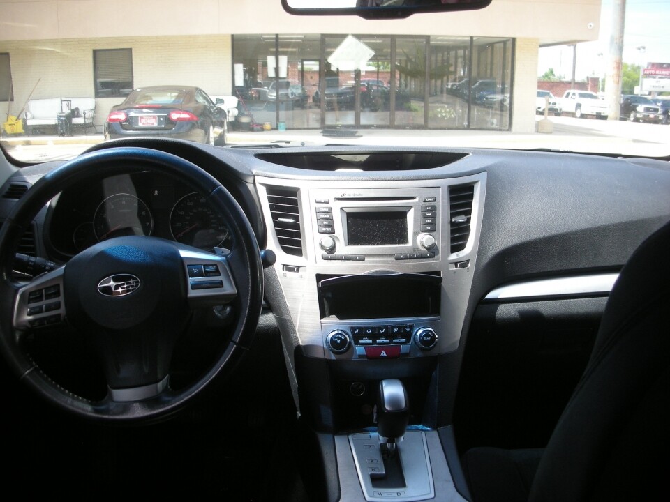 2014 Subaru Outback in Nashville, TN 37209 - 18078610 7