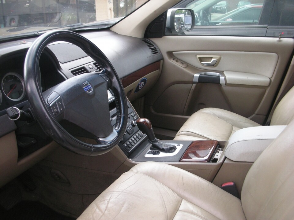 2013 Volvo XC90 in Nashville, TN 37209 - 18078611 4