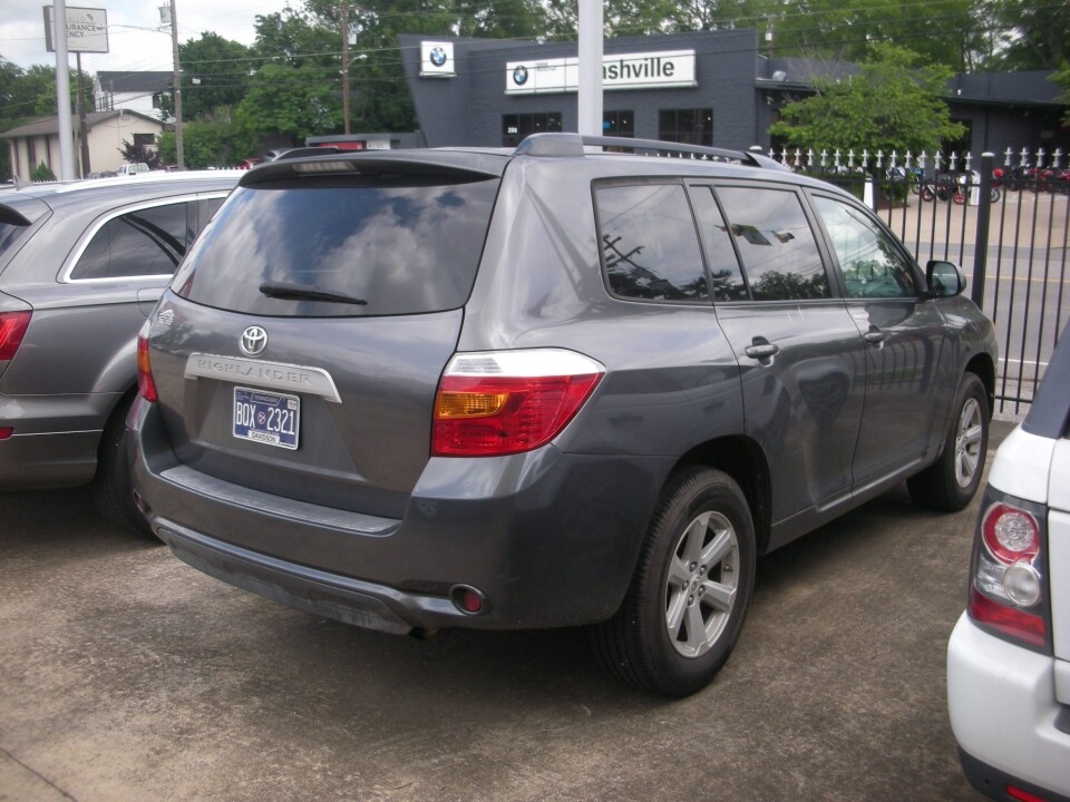 2010 Toyota Highlander in Nashville, TN 37209 - 18078613 2