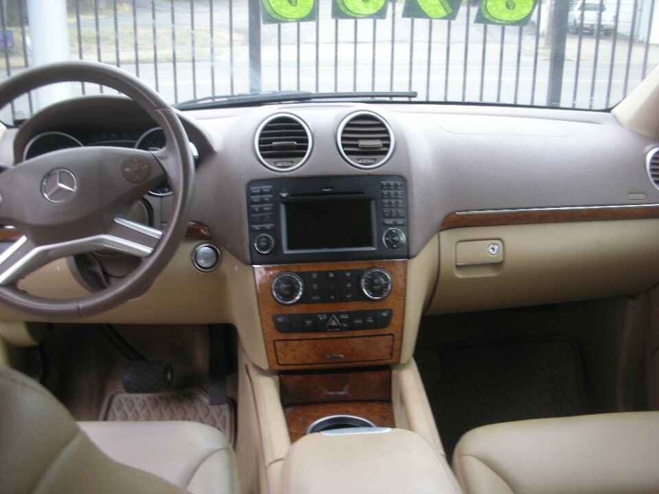 2009 Mercedes-Benz GL 450 in Nashville, TN 37209 - 18078635 5