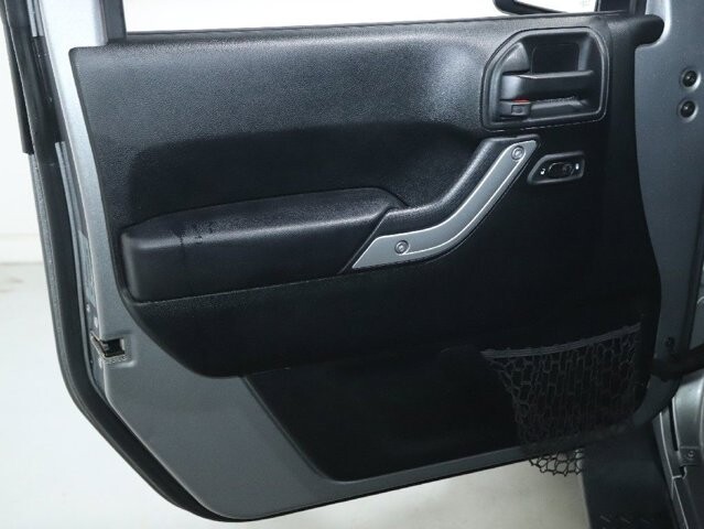 2017 Jeep Wrangler in Bedford, OH 44146 - 18078642 15