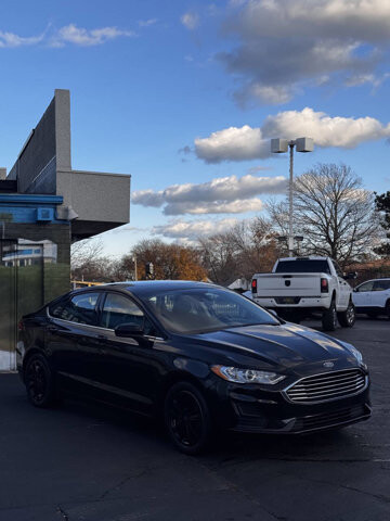 2020 Ford Fusion in Eastpointe, MI 48021 - 18078655 4