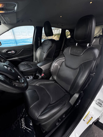 2019 Jeep Cherokee in Eastpointe, MI 48021 - 18078656 8