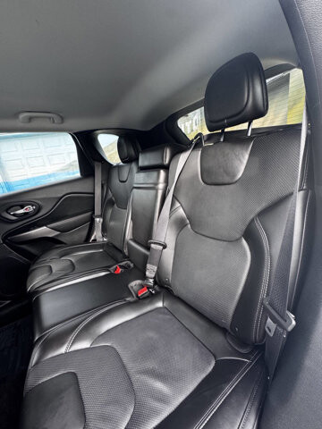 2019 Jeep Cherokee in Eastpointe, MI 48021 - 18078656 9