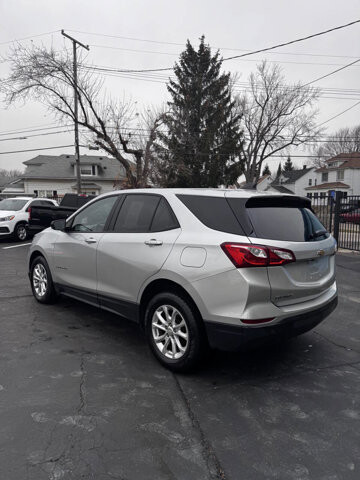 2019 Chevrolet Equinox in Eastpointe, MI 48021 - 18078657 5