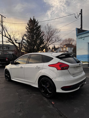 2018 Ford Focus in Eastpointe, MI 48021 - 18078660 6