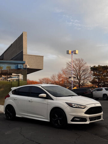 2018 Ford Focus in Eastpointe, MI 48021 - 18078660 3