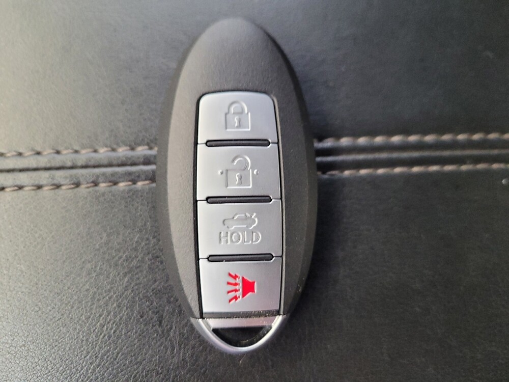 2019 Nissan Altima in Bakersfield, CA 93309 - 18078663 32