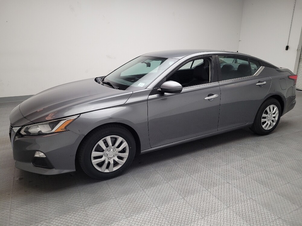 2019 Nissan Altima in Bakersfield, CA 93309 - 18078663 2