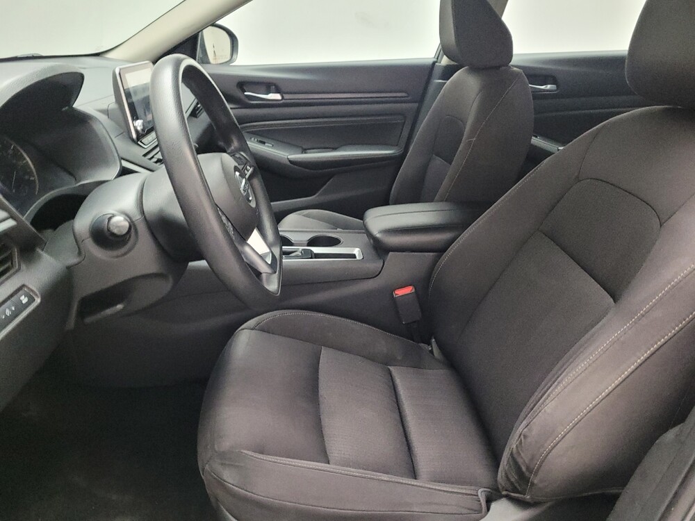 2019 Nissan Altima in Bakersfield, CA 93309 - 18078663 17