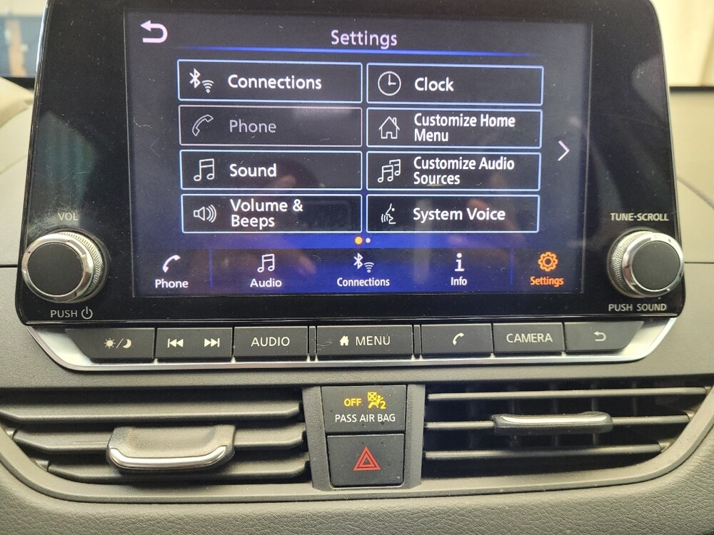 2019 Nissan Altima in Bakersfield, CA 93309 - 18078663 25