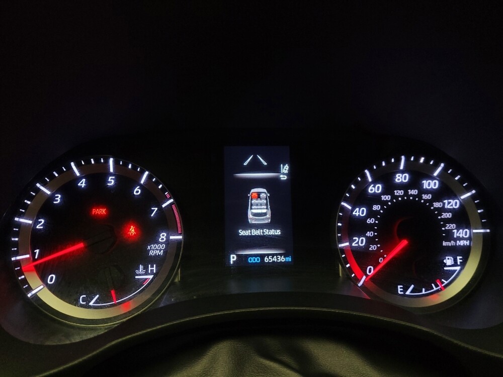 2022 Toyota Highlander in Riverside, CA 92504 - 18078668 23