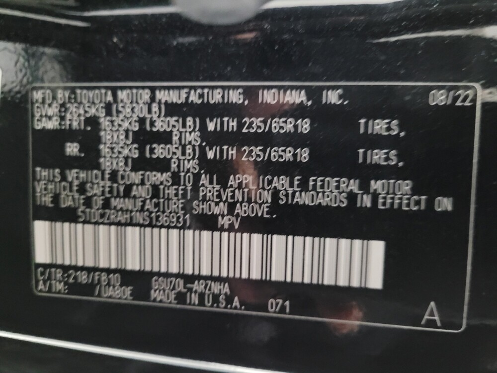 2022 Toyota Highlander in Riverside, CA 92504 - 18078668 33