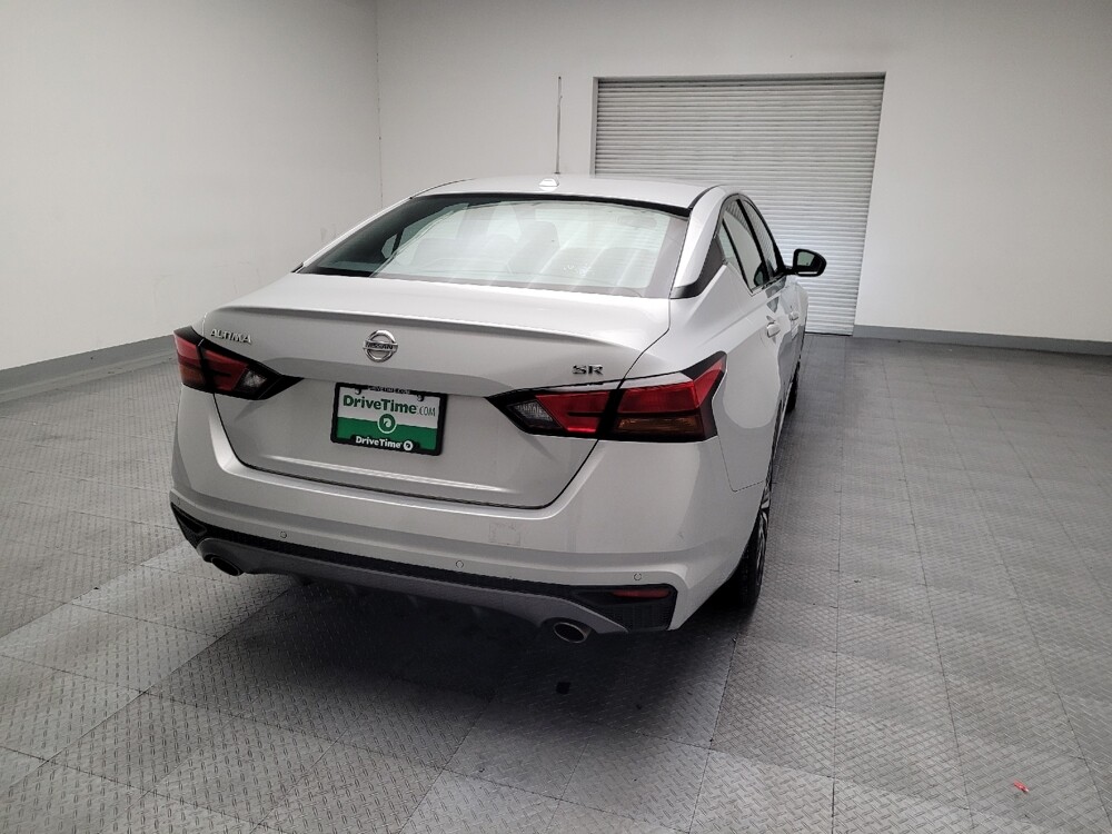 2021 Nissan Altima in Riverside, CA 92504 - 18078671 7