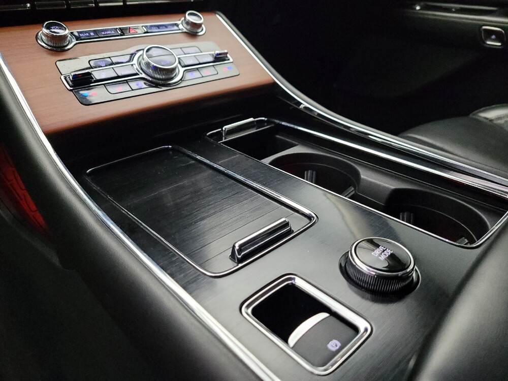 2020 Lincoln Aviator in Glendale, AZ 85301 - 18078676 26