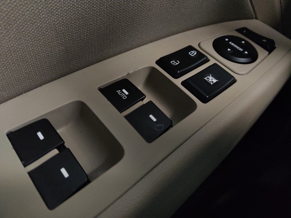 2020 Hyundai Elantra in Glendale, AZ 85301 - 18078698 27