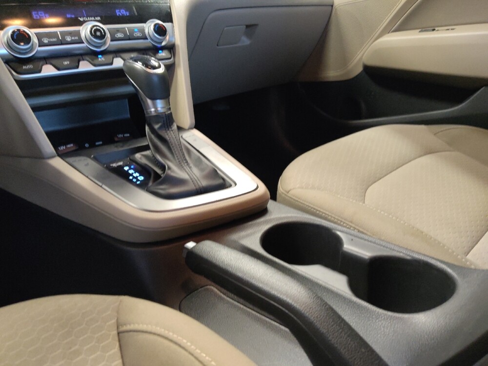 2020 Hyundai Elantra in Glendale, AZ 85301 - 18078698 26