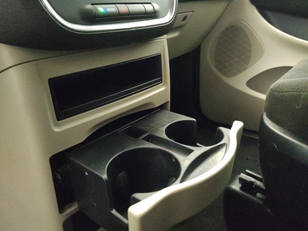 2016 Dodge Grand Caravan in Chandler, AZ 85225 - 18078706 26