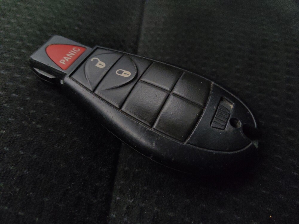 2016 Dodge Grand Caravan in Chandler, AZ 85225 - 18078706 32