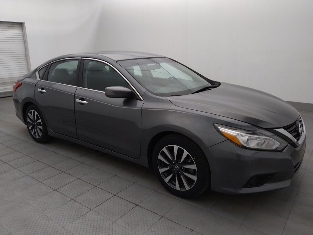 2017 Nissan Altima in Tallahassee, FL 32304 - 18078709 11