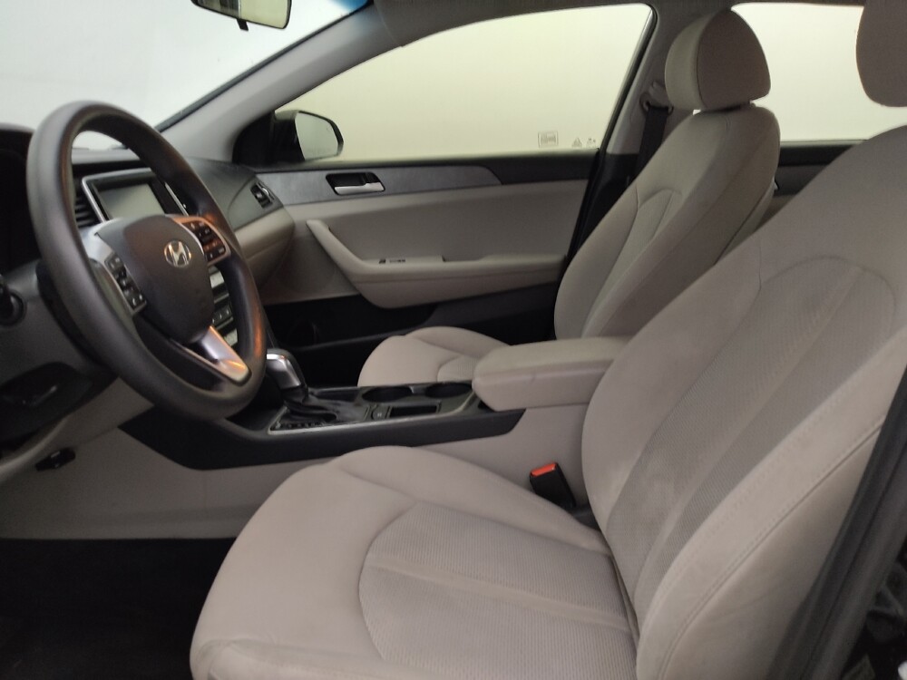 2019 Hyundai Sonata in Tampa, FL 33612 - 18078710 17